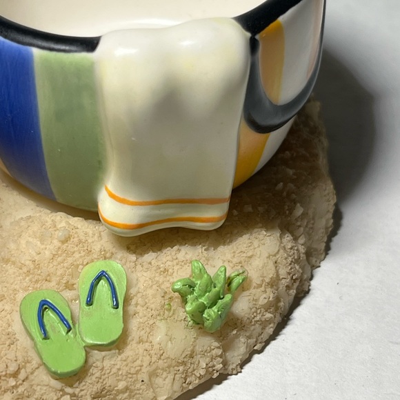 Yankee Candle Tea Light Holder Beach Themed with Red Bike‎ - Picture 5 of 11